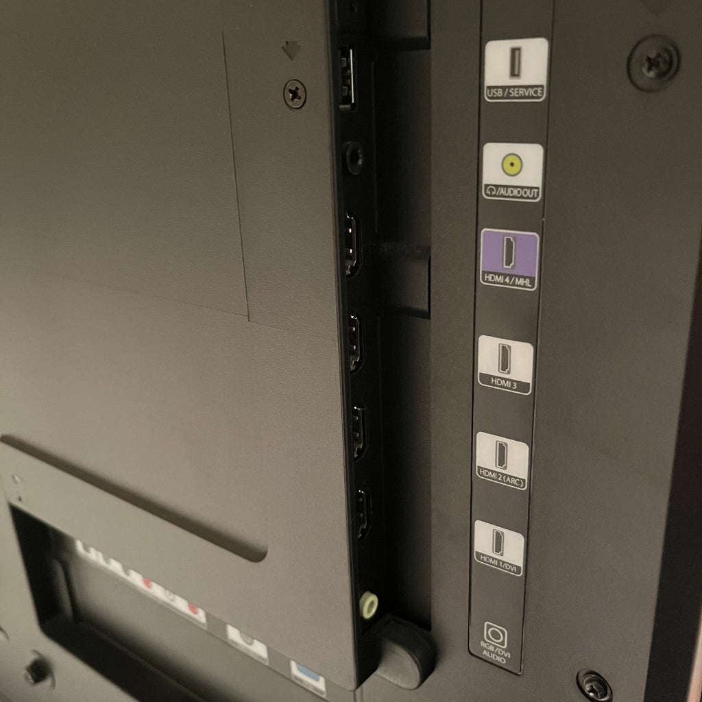 E563 43” Hitachi TV (manufactured in 2012)