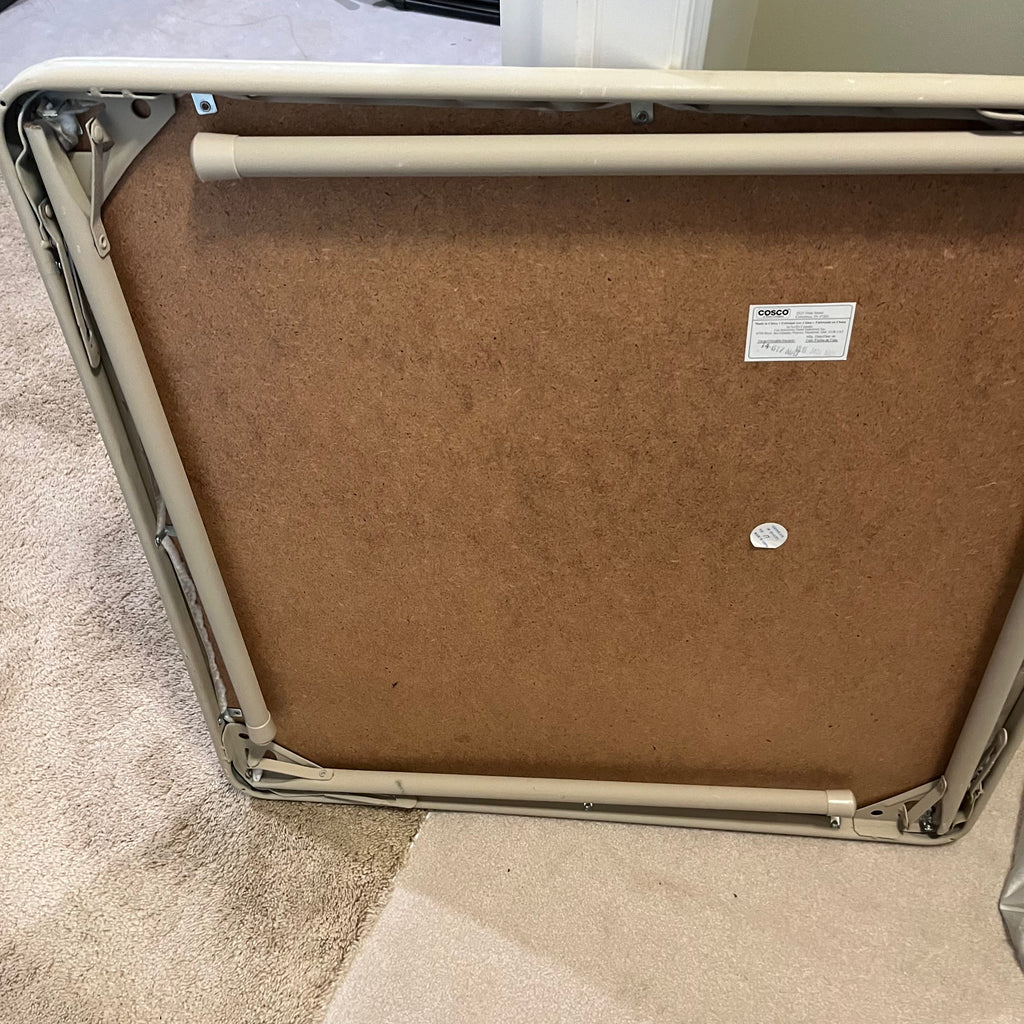 E570 Set of 4 folding chairs