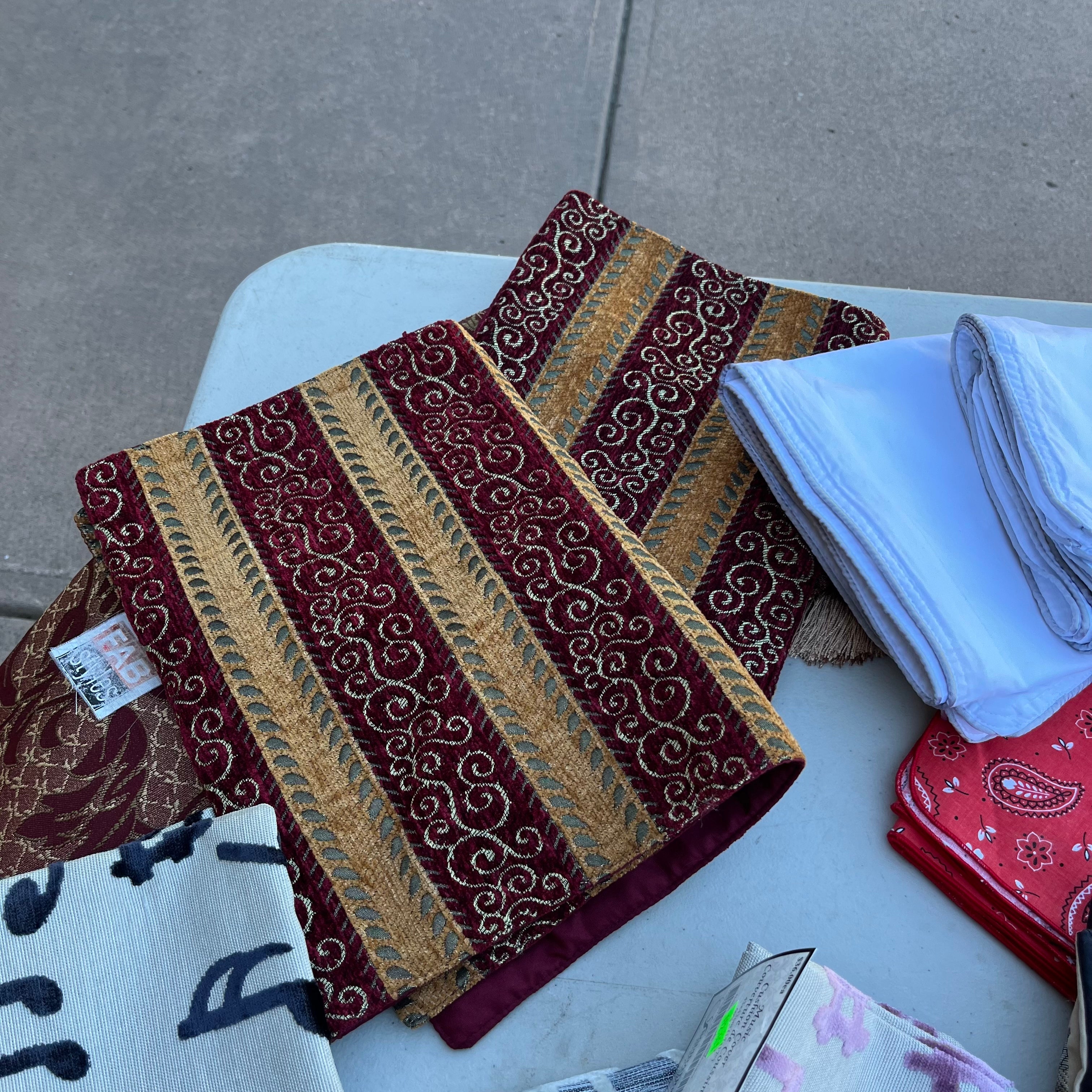 D714 Groupings of linens and flags and more (tables not included)