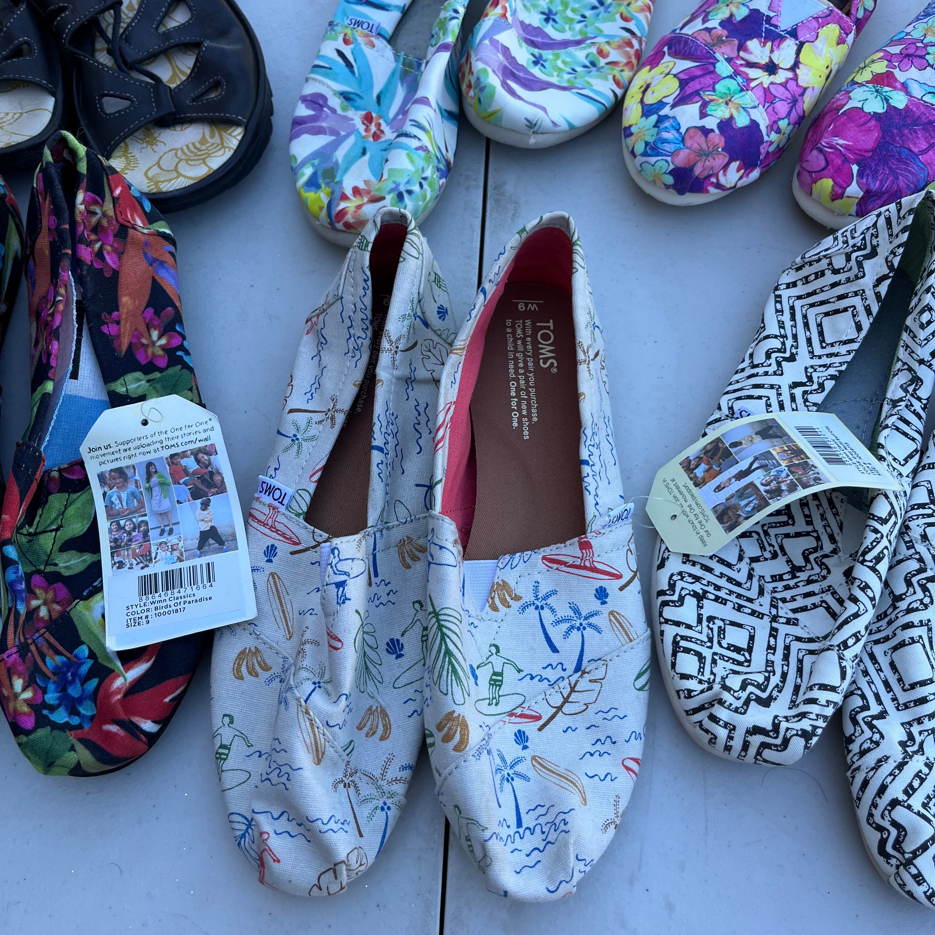 D720 Women’s shoes grouping (size 9 toms and more)