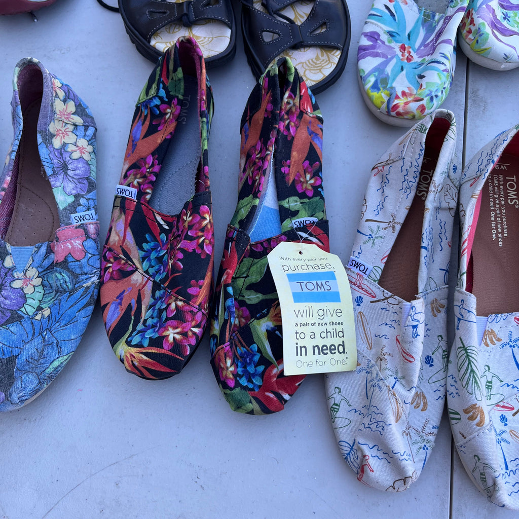 D720 Women’s shoes grouping (size 9 toms and more)
