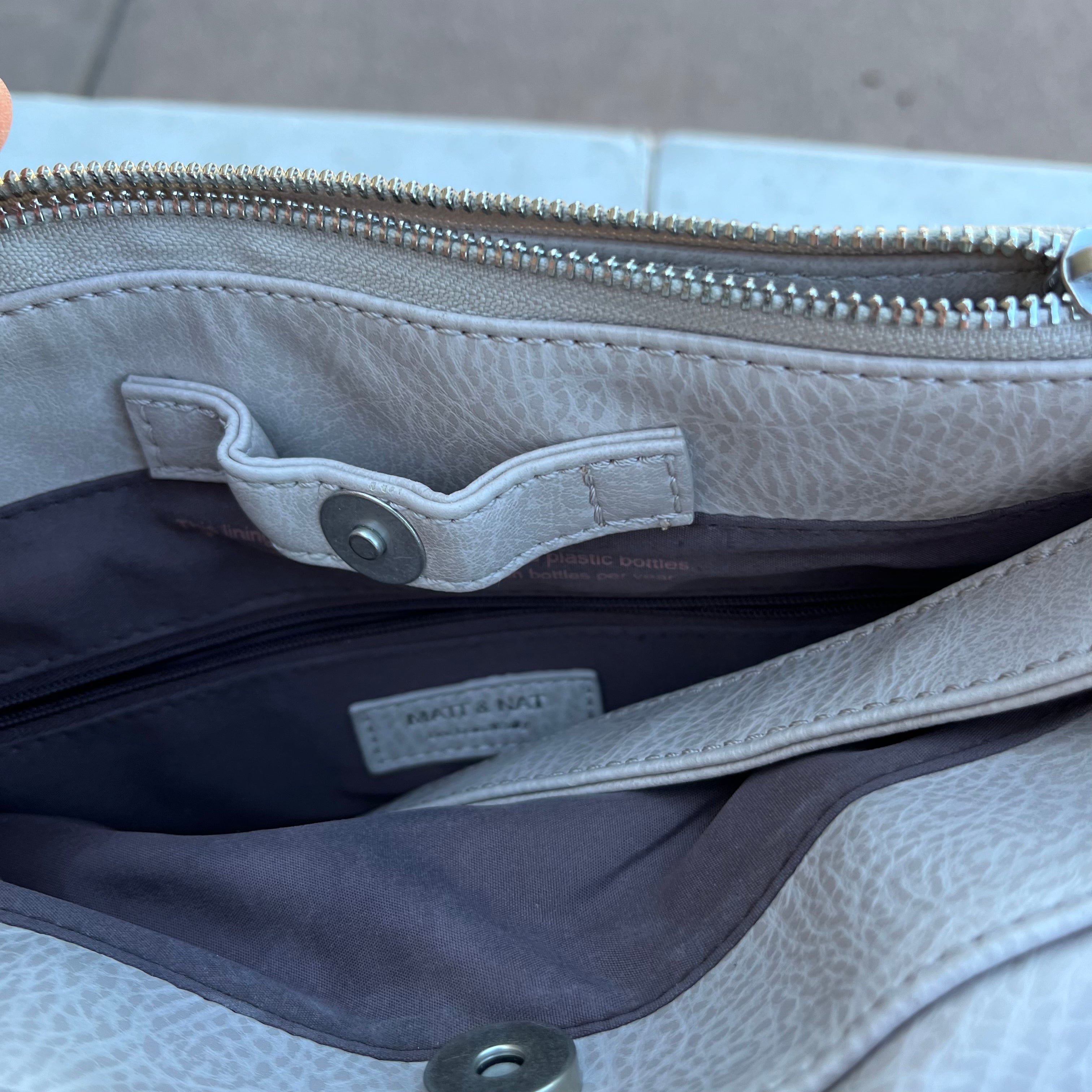 D723 Purses grouping (coach and more)