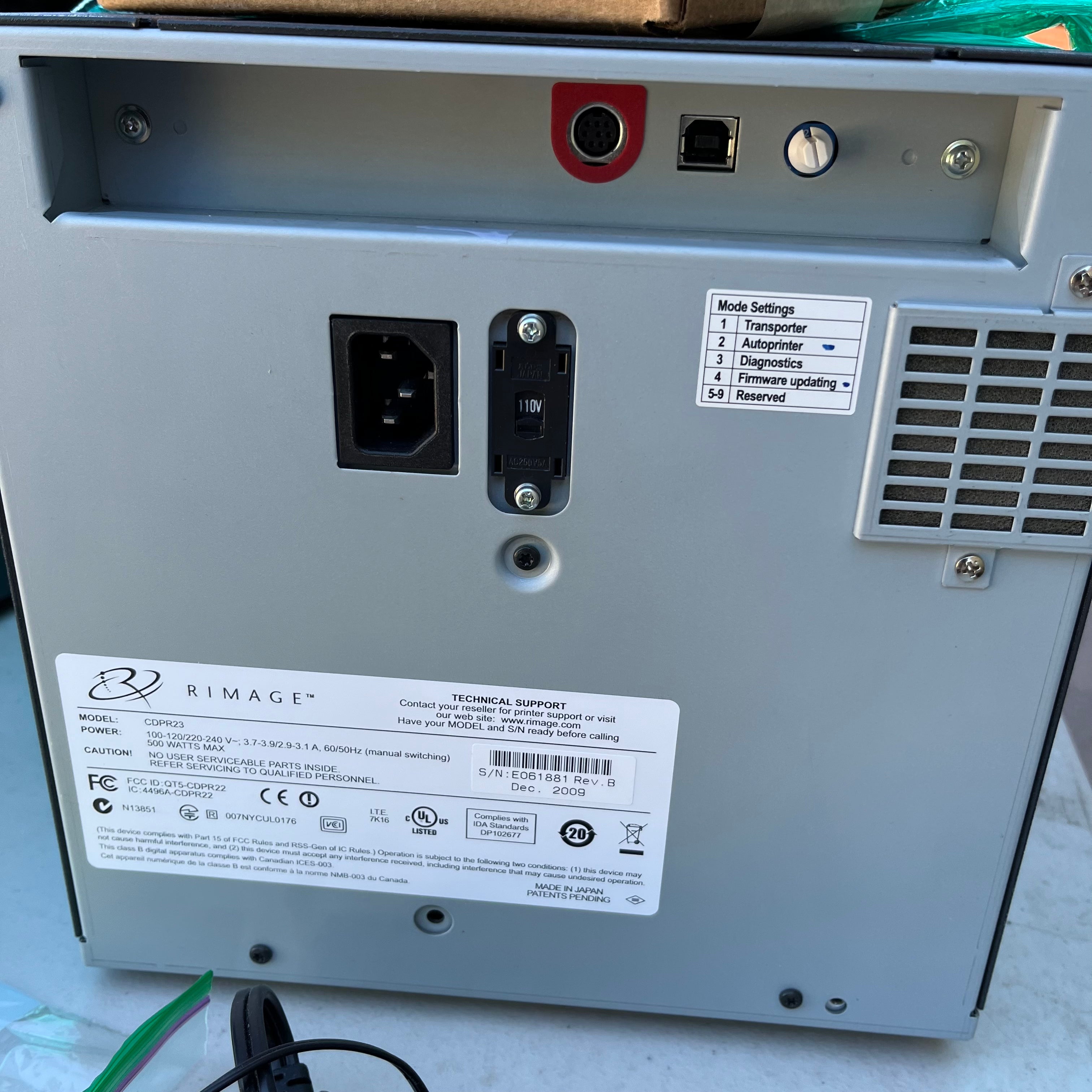 D759&729 Electronics with no power cords