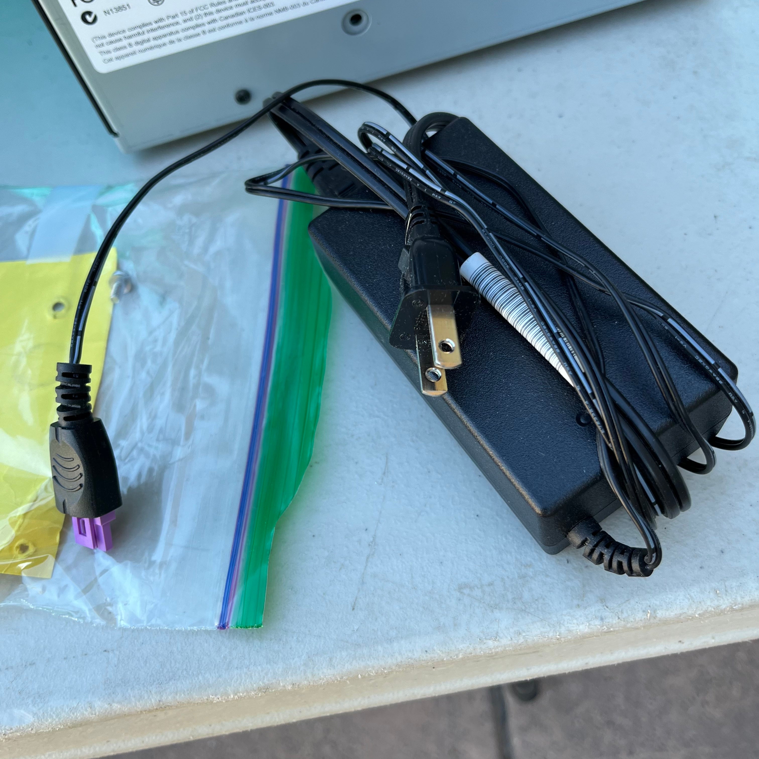 D759&729 Electronics with no power cords