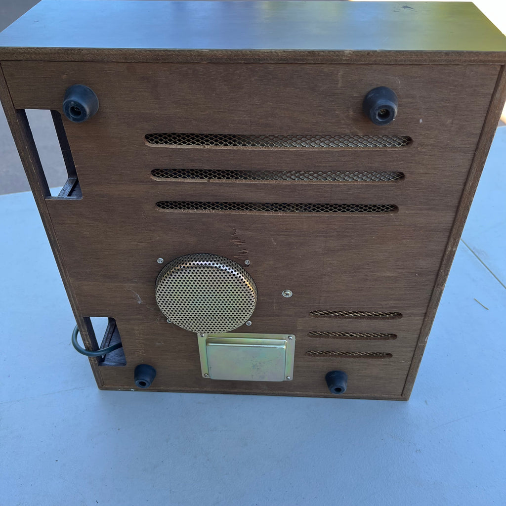 D731 Broken tape recorder
