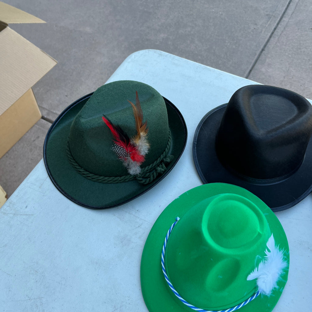 D741  Large grouping of costume hats