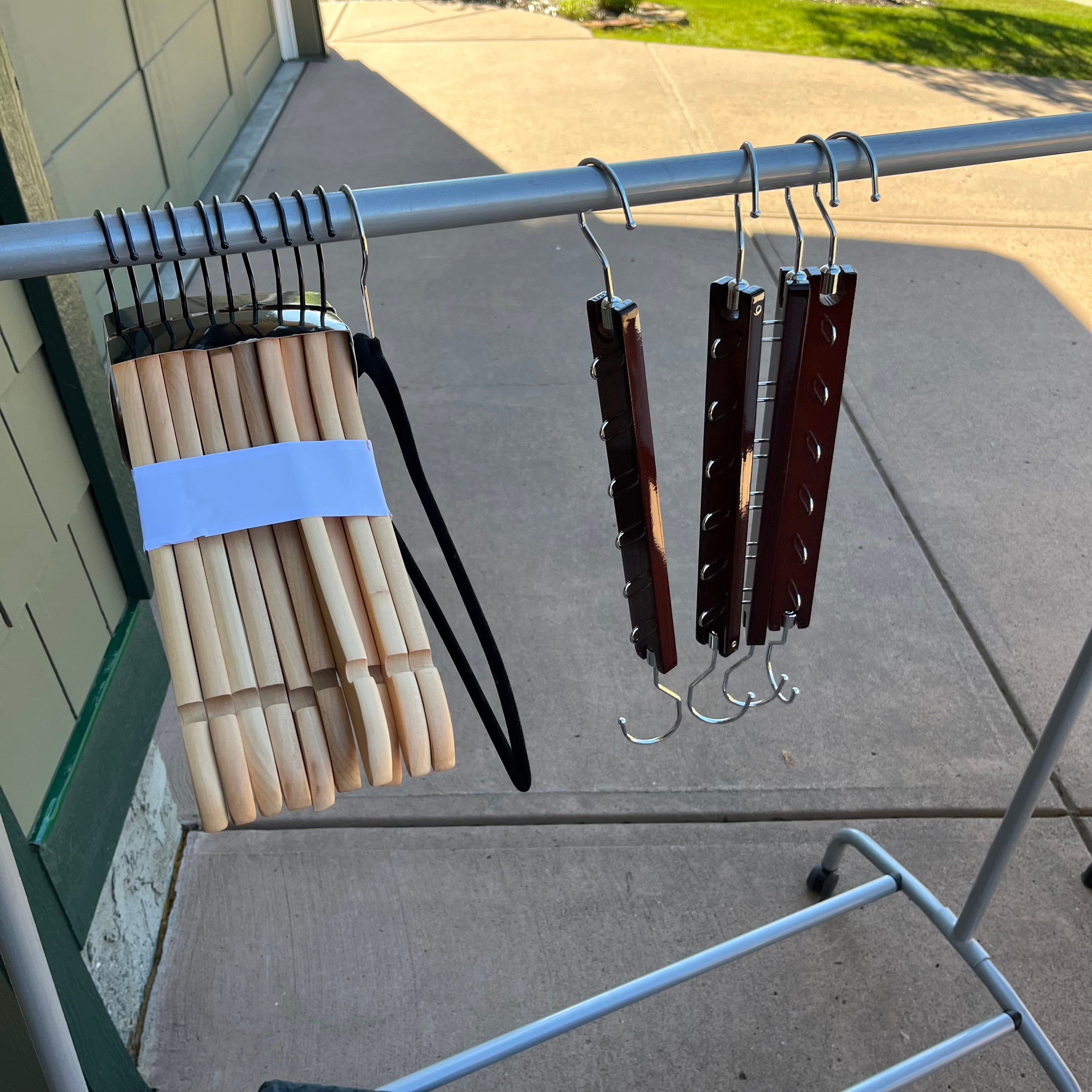 D754 Home grouping (clothing rack and more)