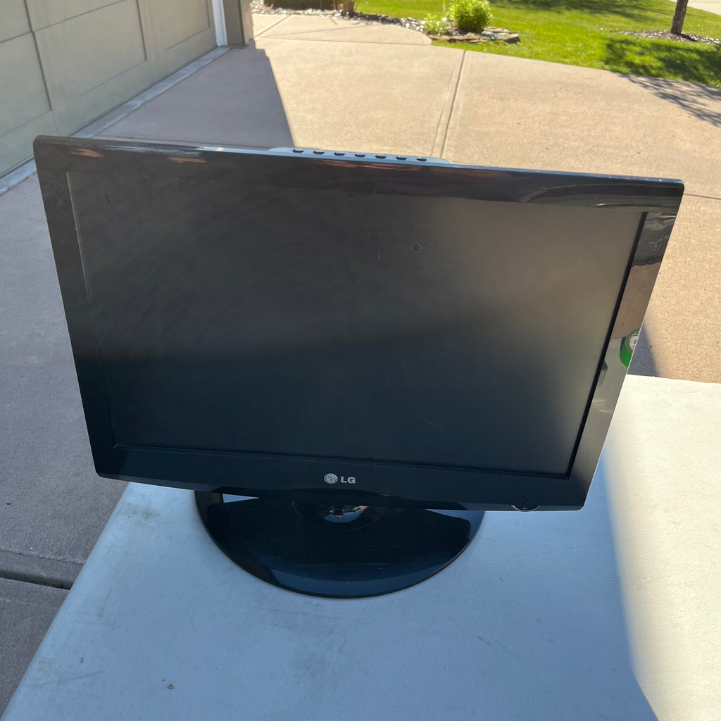 D755 4 Monitors with no power cords