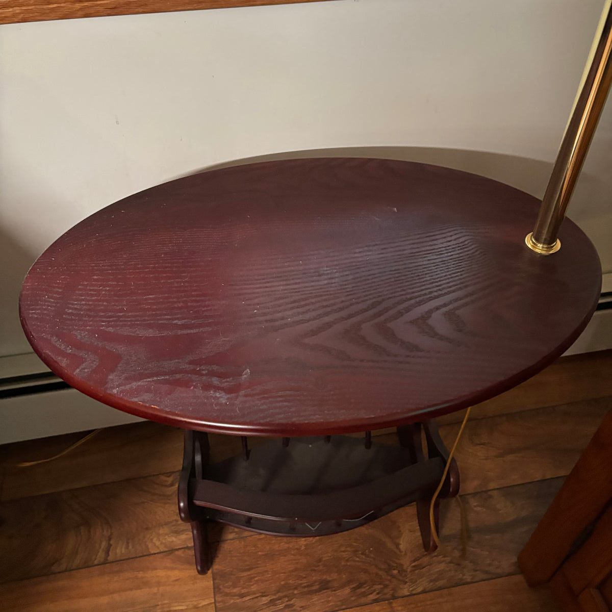 F190 Vintage Solid wood side table with built in lamp