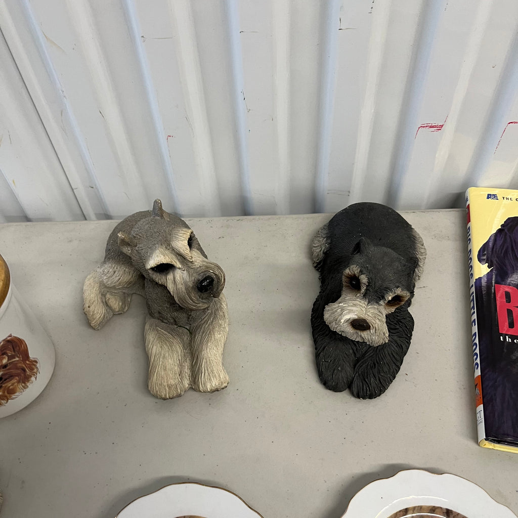 U962 Dog Decor Grouping