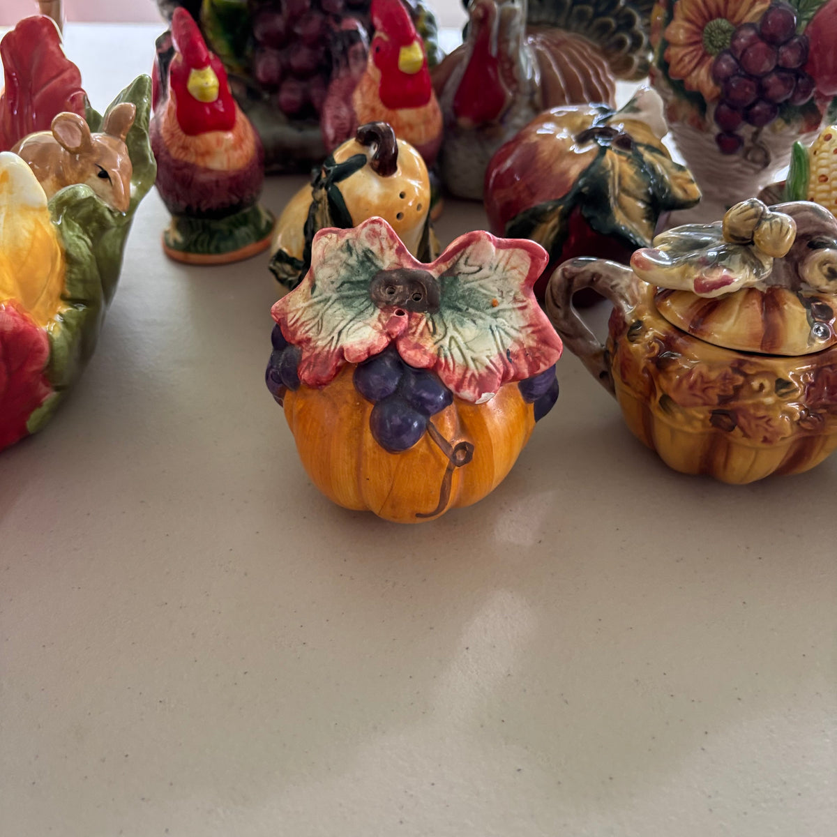 F224 Ceramic Grouping (roosters and more)