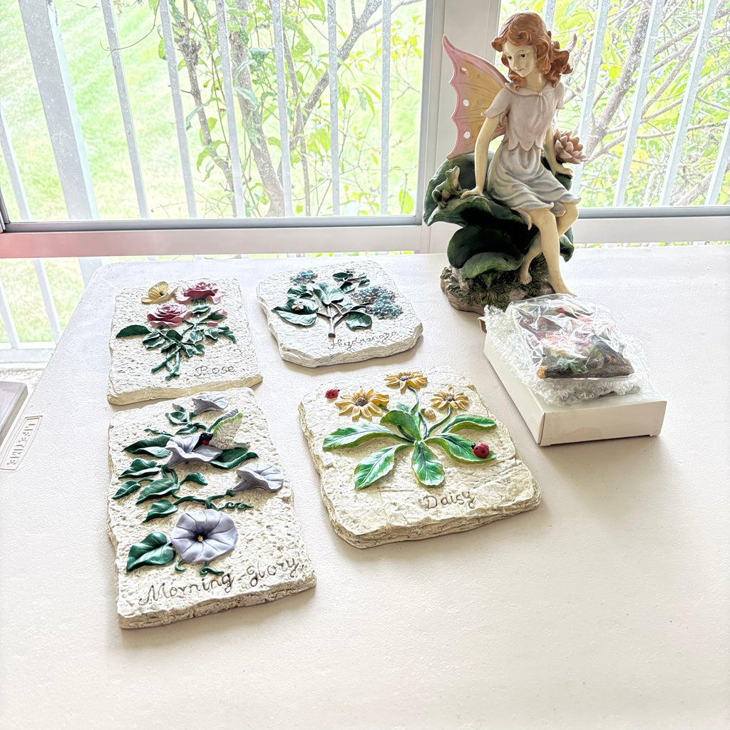 F233 Home Decor Grouping (floral plaques and more)