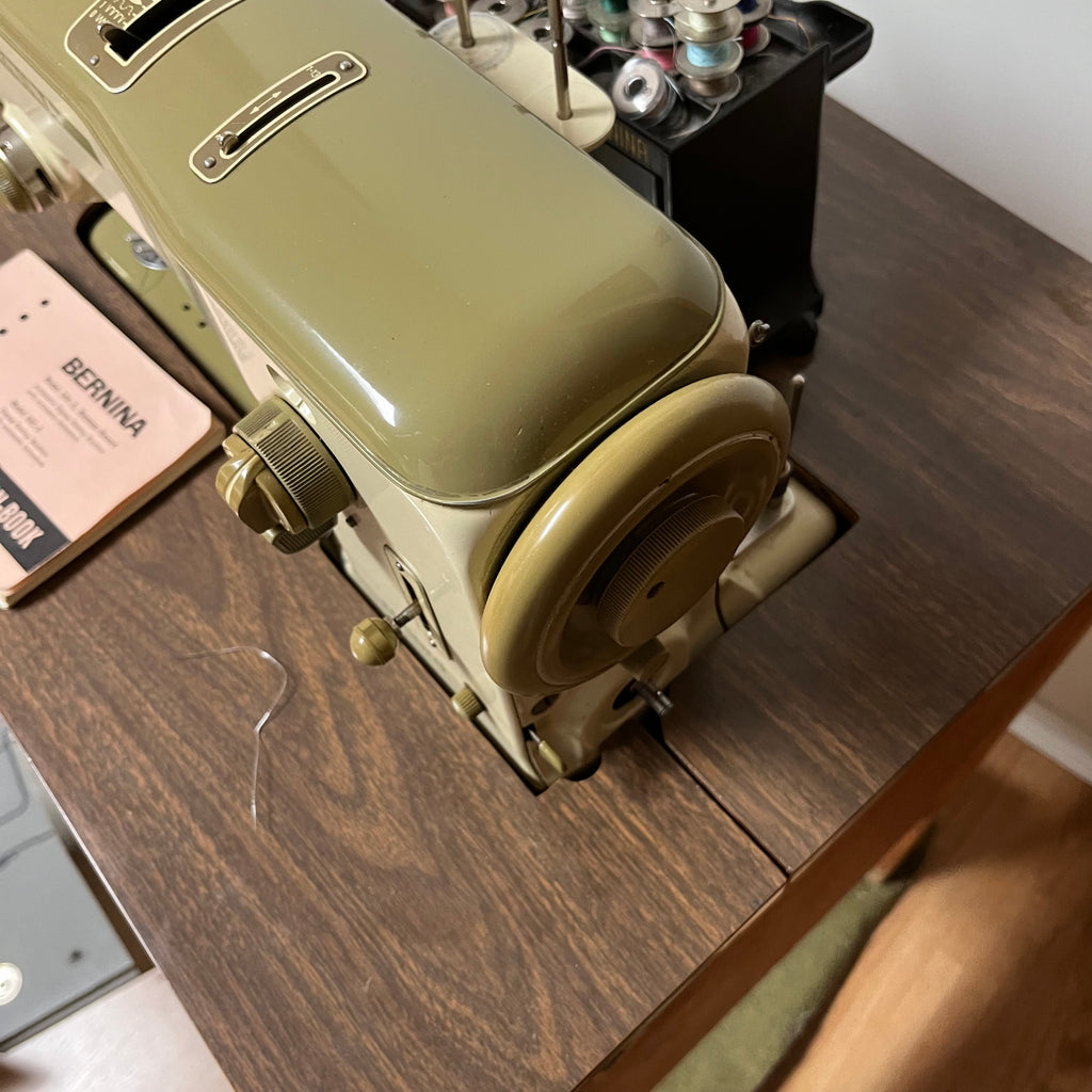 F604 Vintage Bernina table sewing machine with accessories