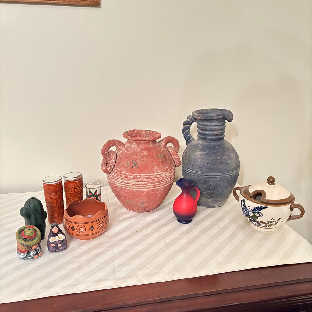 F237 Pottery Grouping (earthenware jug and more)