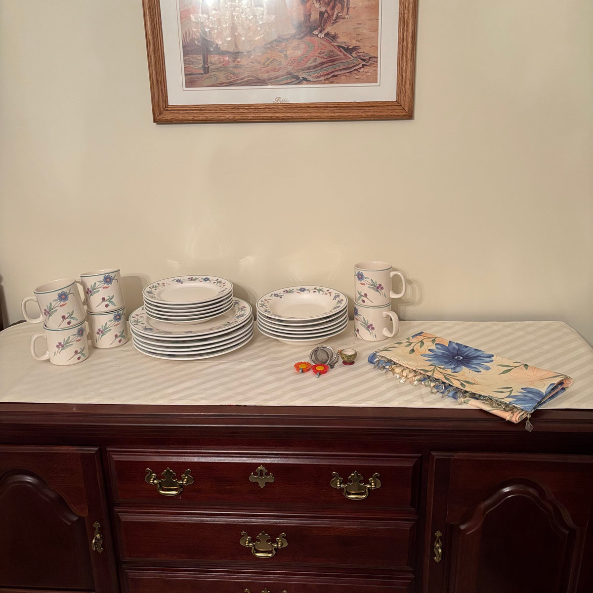 F239 Vintage Dishes Grouping (Oneida Ava and more)