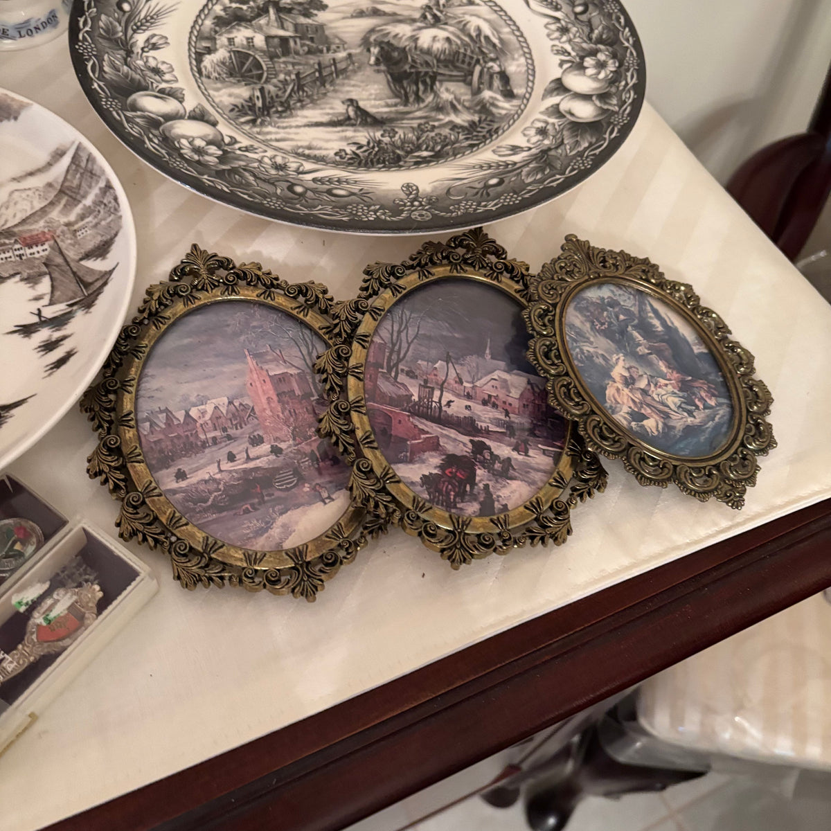 F249 Vintage Decor Grouping (Royal Staffordshire plates and more)