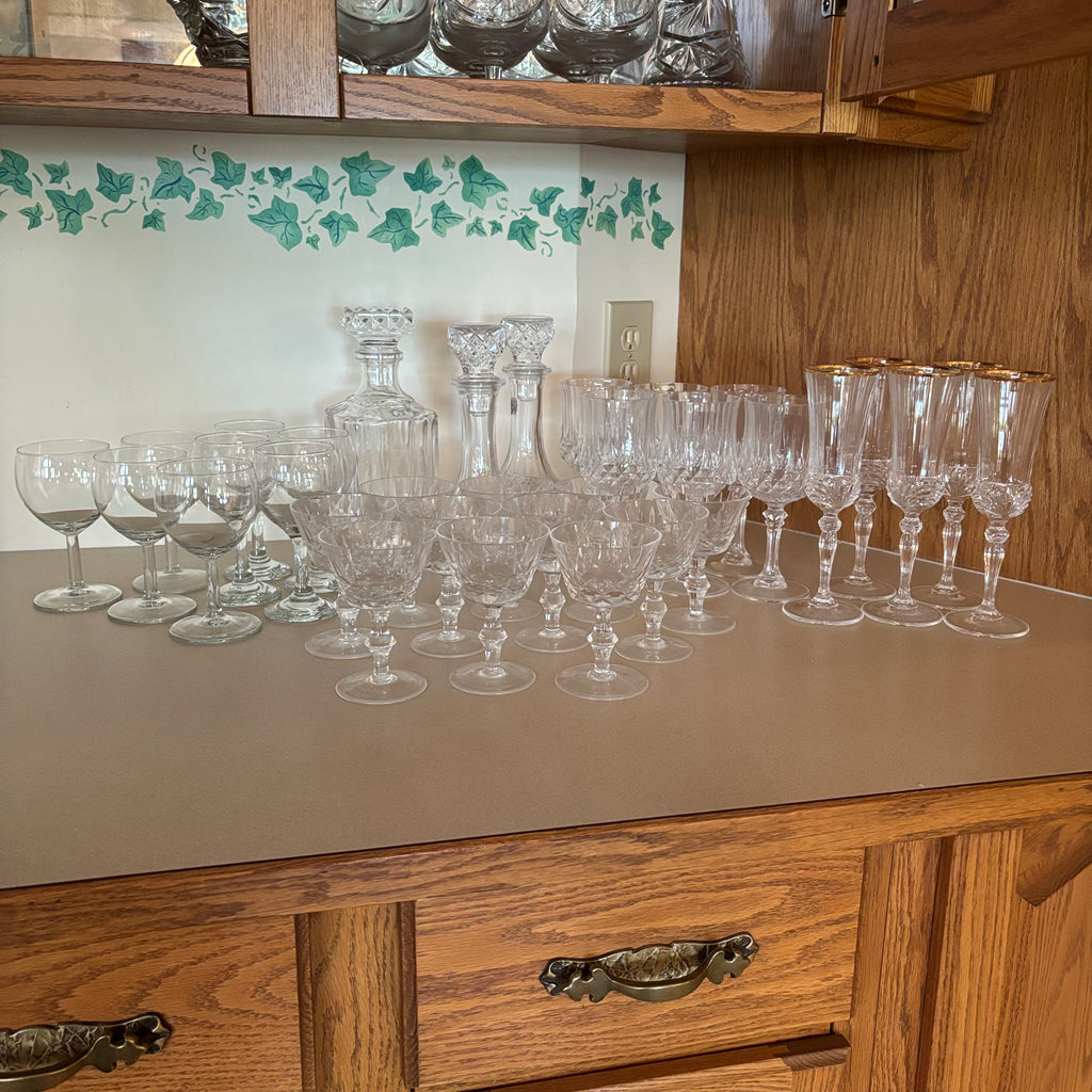 F252 Crystal Grouping (wine glasses and more)