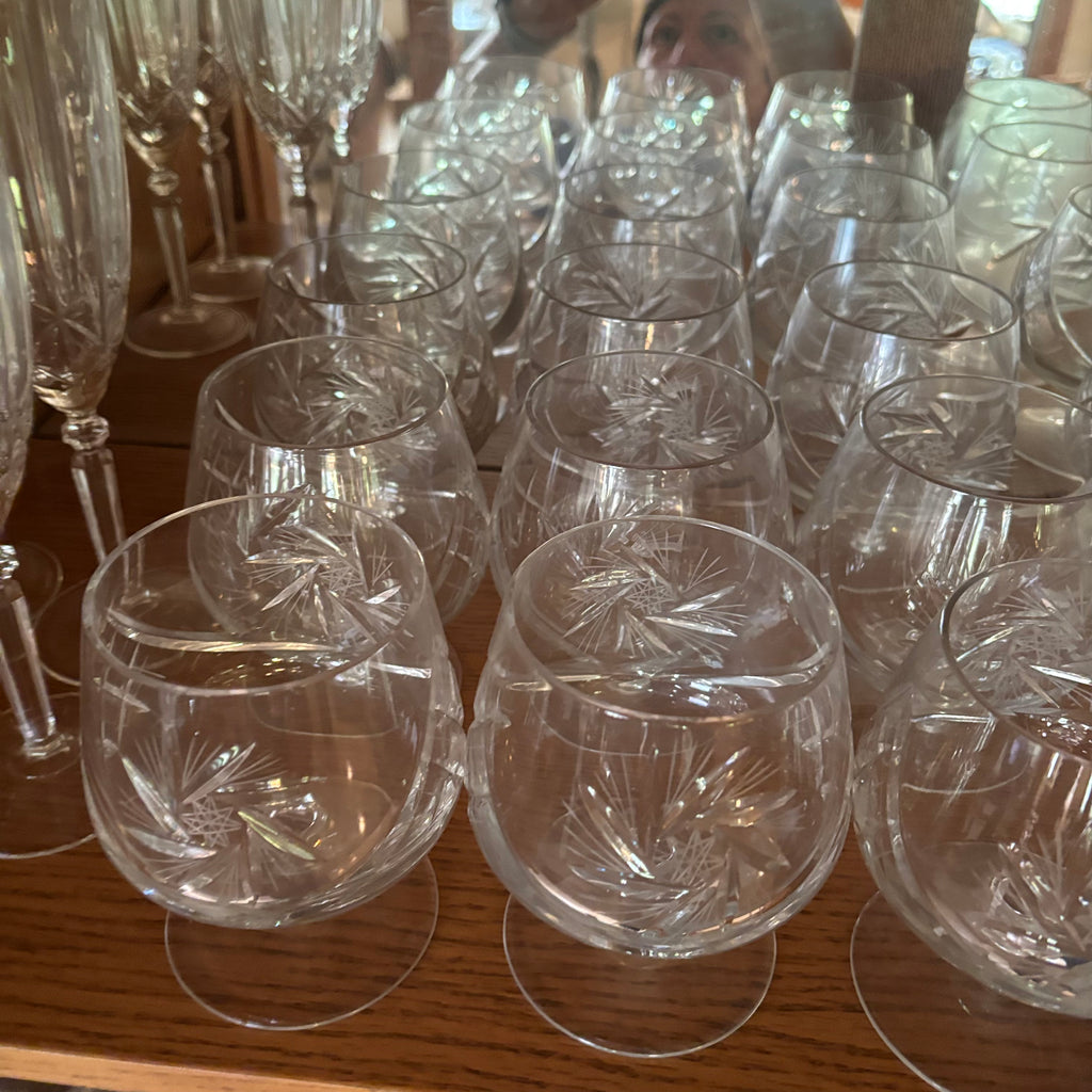 F253 Crystal and Heavy Glassware Grouping