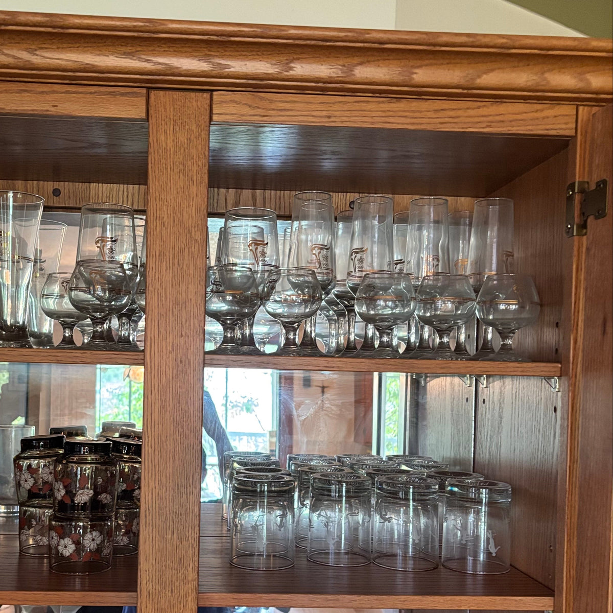 F254  Vintage Glasses Grouping