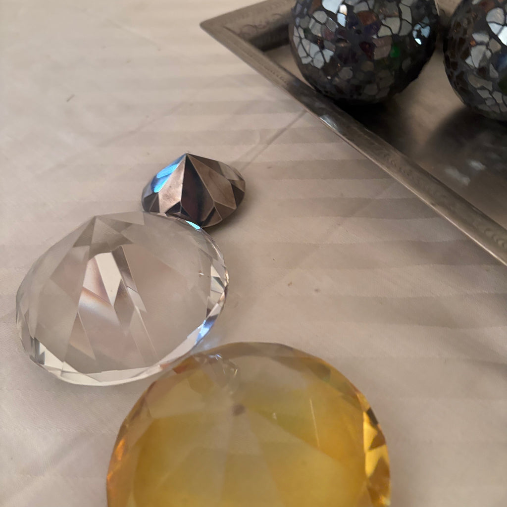 F259 Vintage glass paperweight grouping