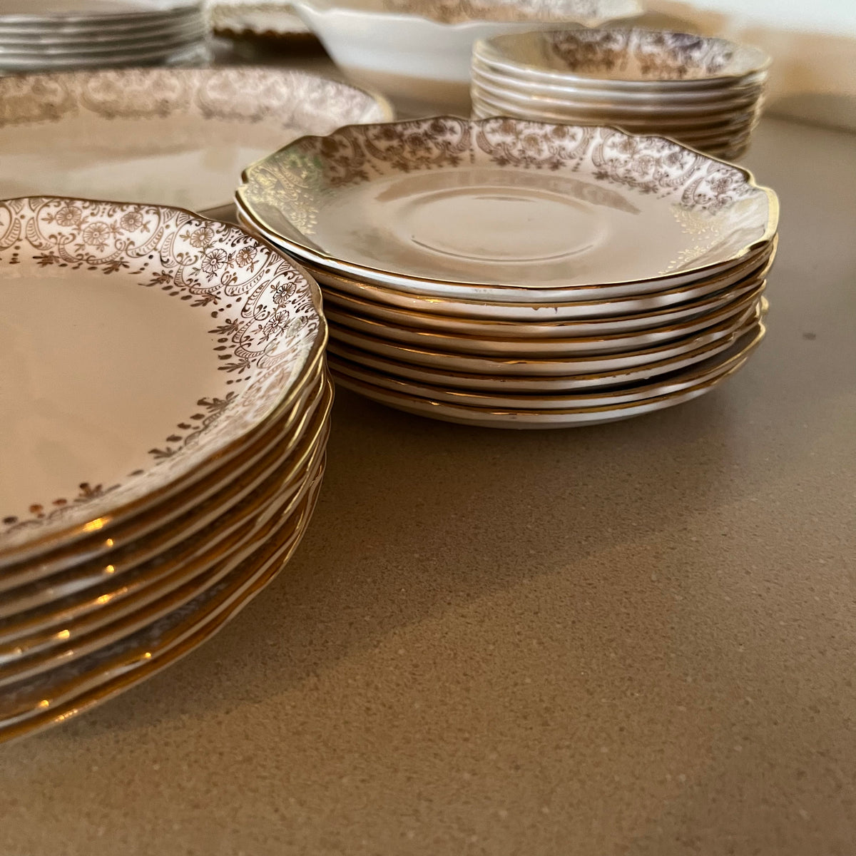 F633 Vintage Verdici Design chinaware dishes and more grouping