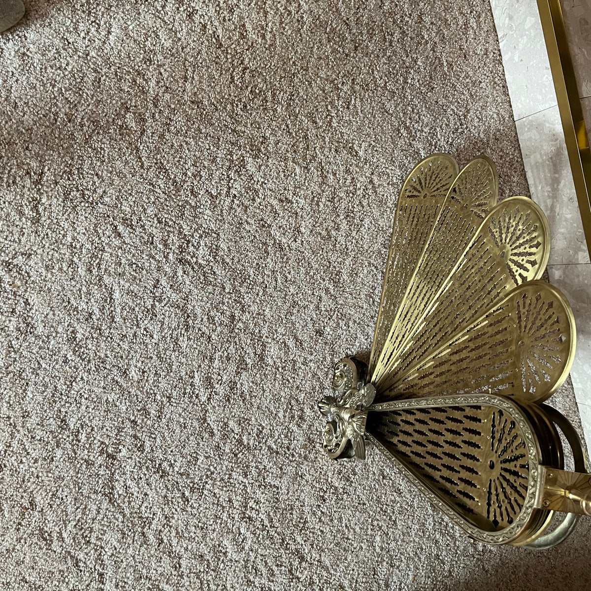 F636 Vintage Furniture Grouping (Vintage brass peacock fan fireplace screen and more)