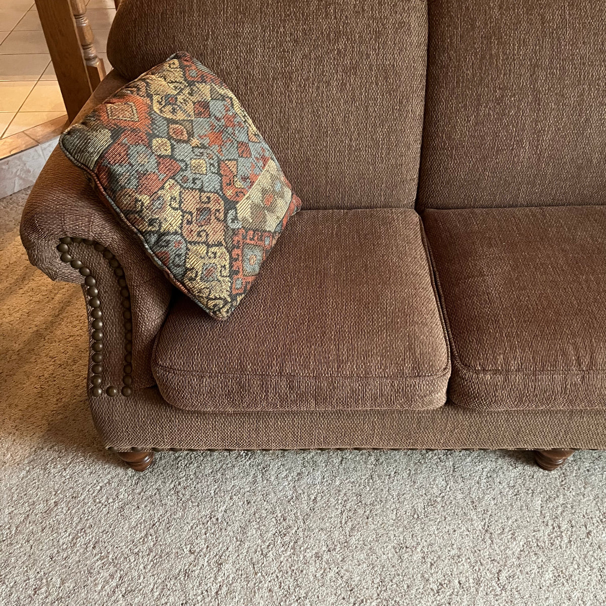 F637 Vintage Sears brown fabric sofa (87" x 38" x 36")