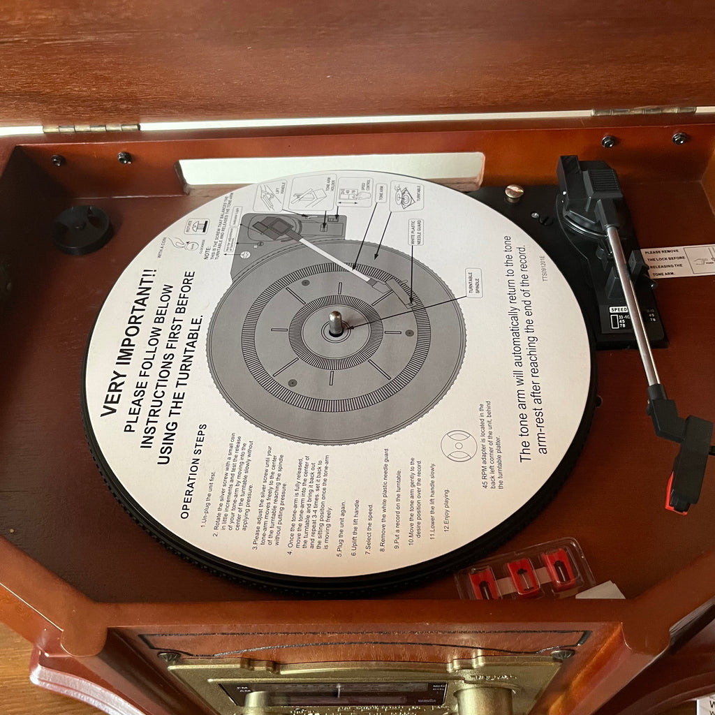F642 Innovative Technologies  wooden music centre with recordable DVD , antique style