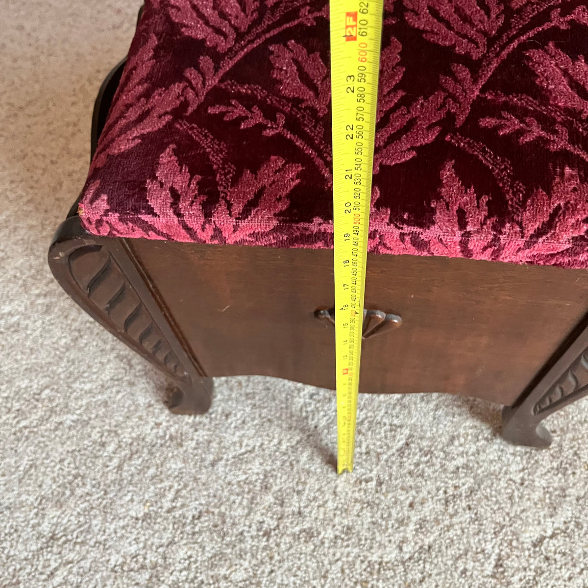 F646 Vintage wooden sewing bench with upholstered top
