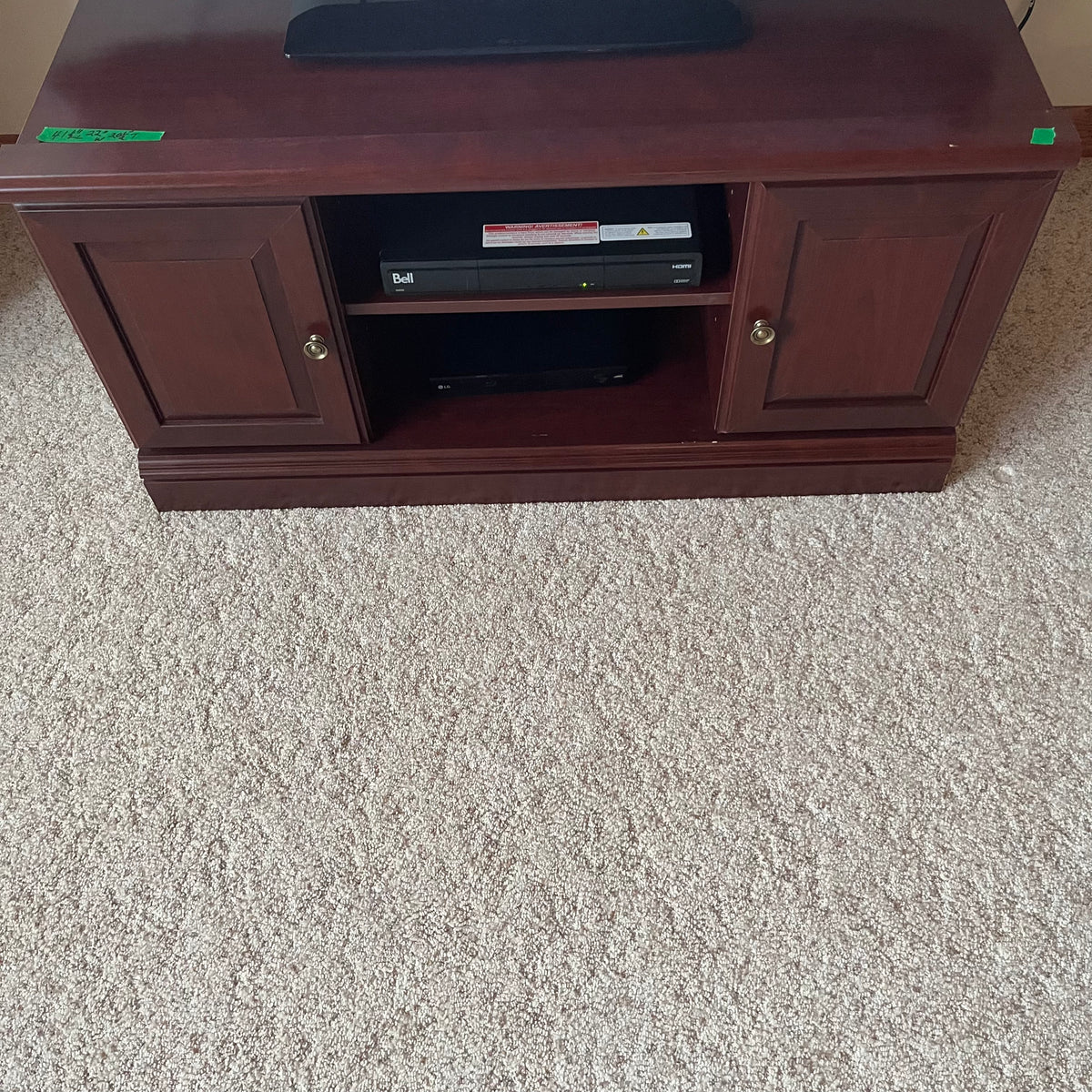 F647 Dark wood entertainment stand (41" x 22" 20", contents not included)
