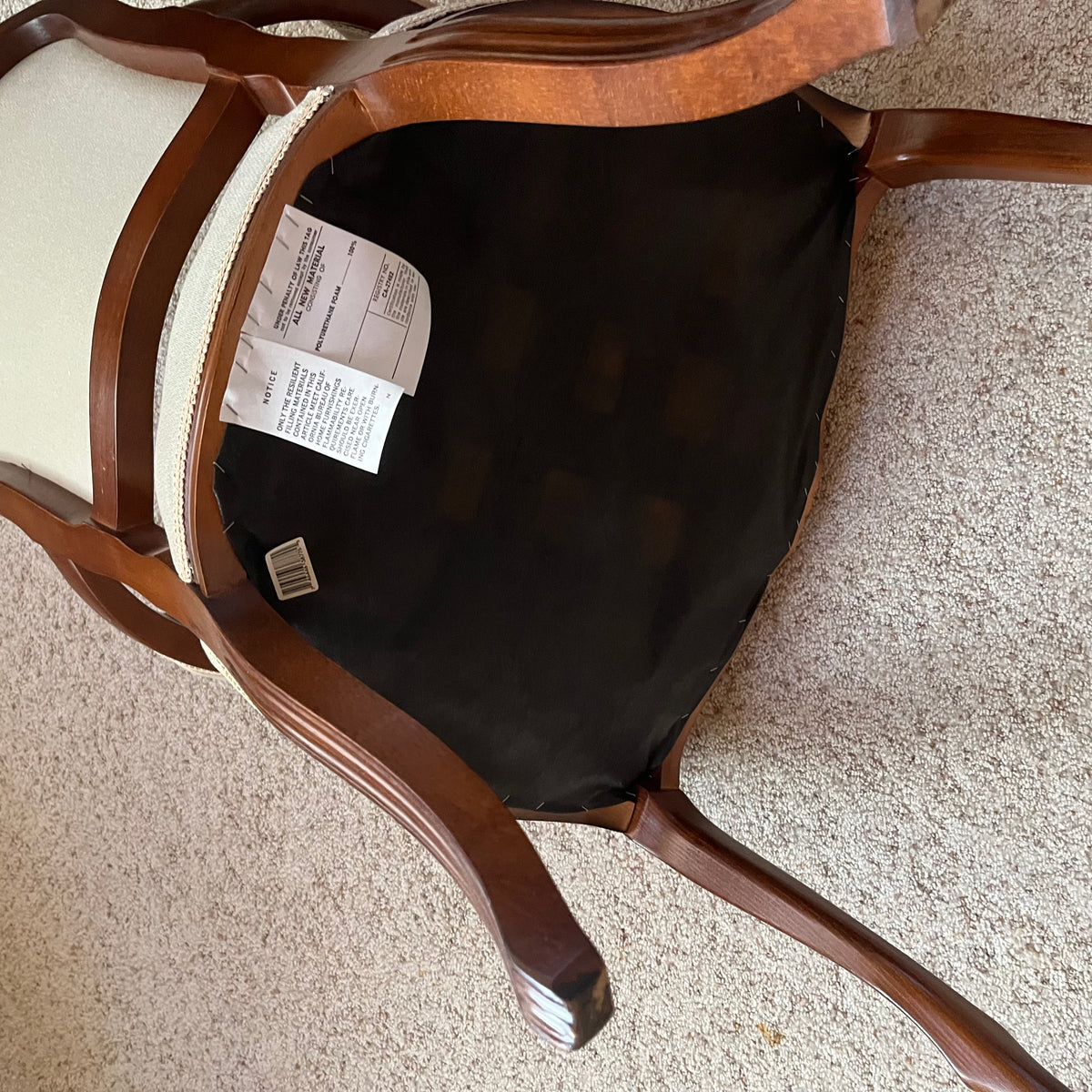 F648 Vintage Louis XV style wooden chair with embroidery