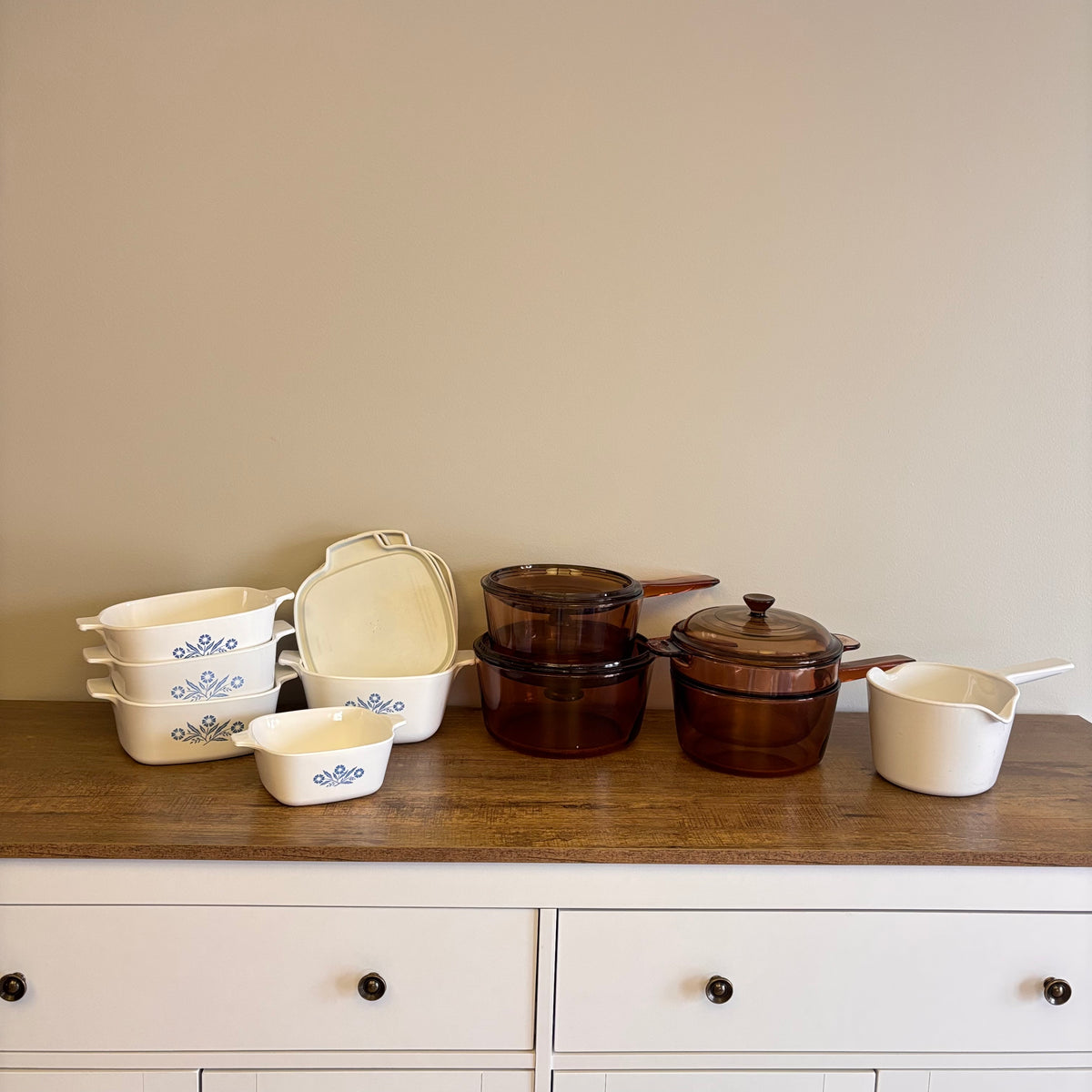 K311 Vintage Pyrex Grouping (Cornflower casserole dishes and more)