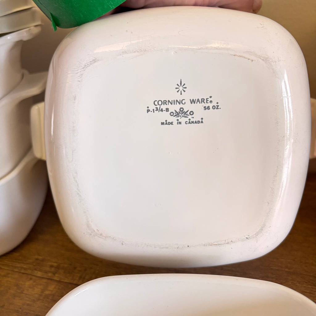 K311 Vintage Pyrex Grouping (Cornflower casserole dishes and more)