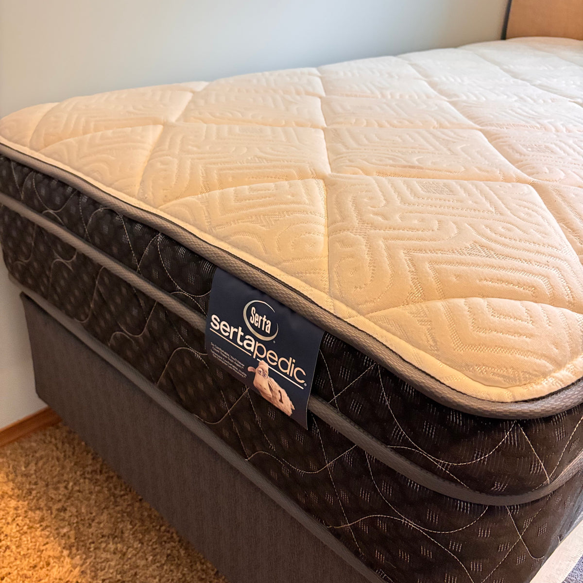 K320 Twin size bed ensemble with quilted headboard, mattress and box spring