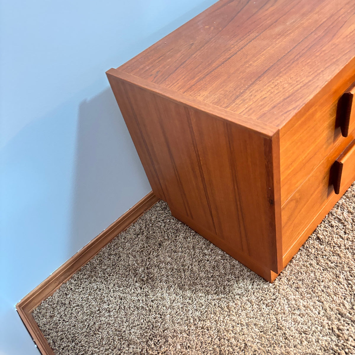 K325 Set of 2 1979 Made in Canada Solid Wood with Teak veneer two drawer nightstands (19" x 14"x 18")