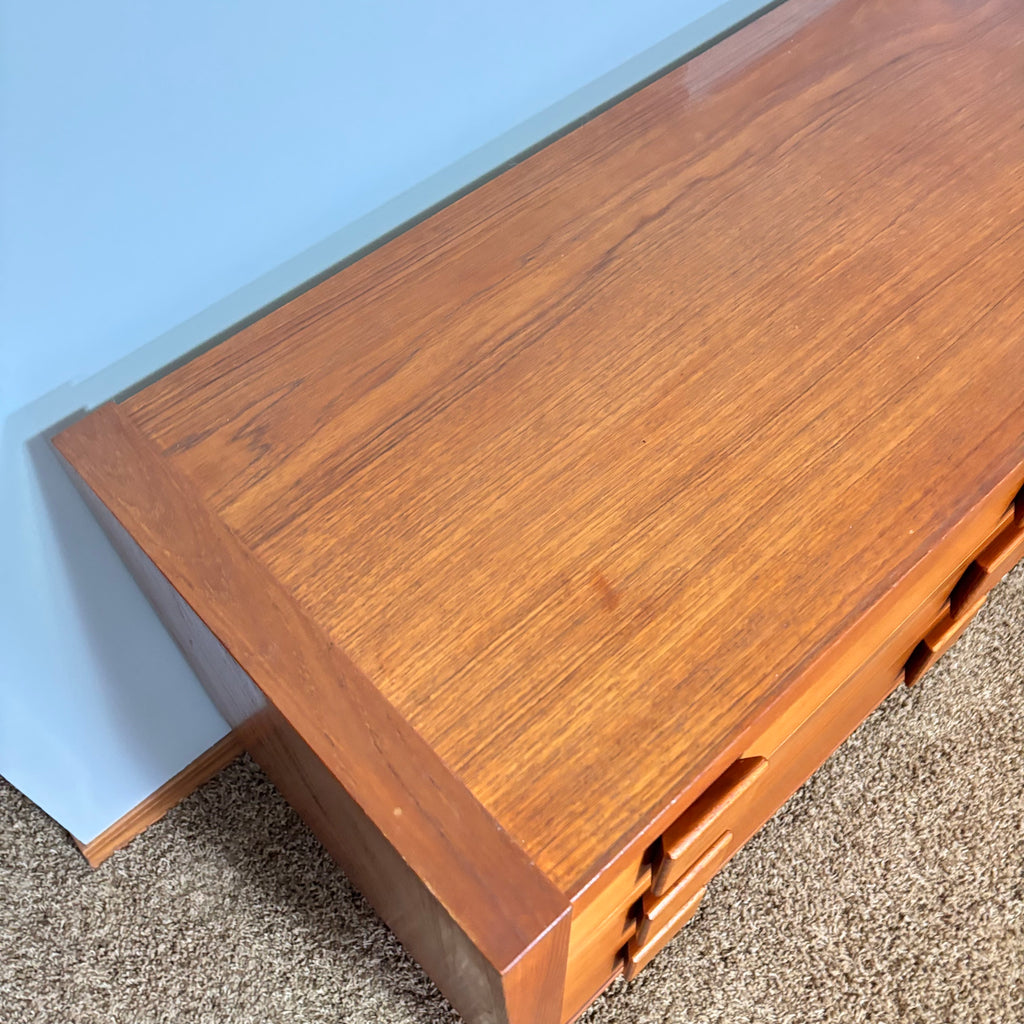 K329 1979 Made in Canada Solid Wood with Teak veneer 9 drawer dresser