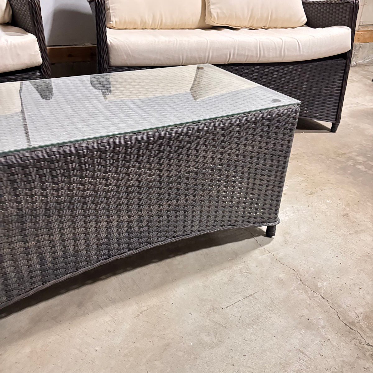 K337 4 Piece Outdoor Wicker Patio Set (2 chairs, 1 love seat and table)