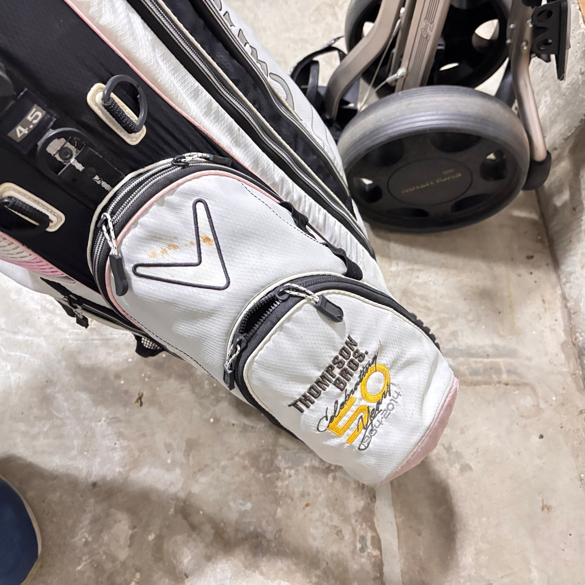 K339 Callaway Womens Golf bag, clubs and caddy
