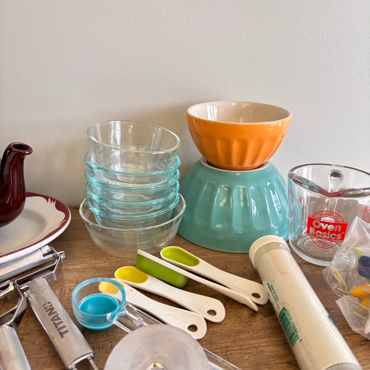 K346 Kitchen Grouping (ceramic tea pot and more)