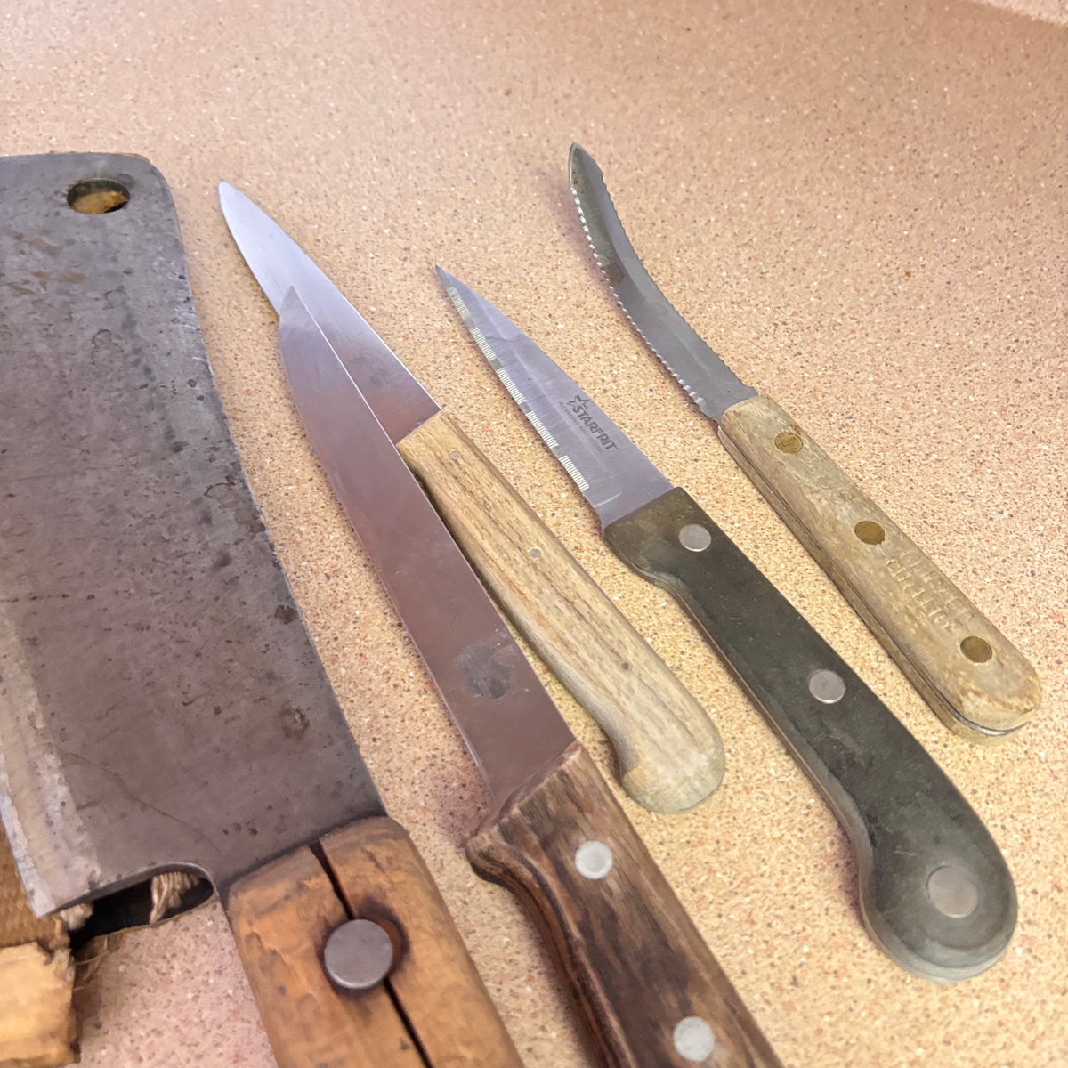 K349 Vintage Kitchen Knife Grouping