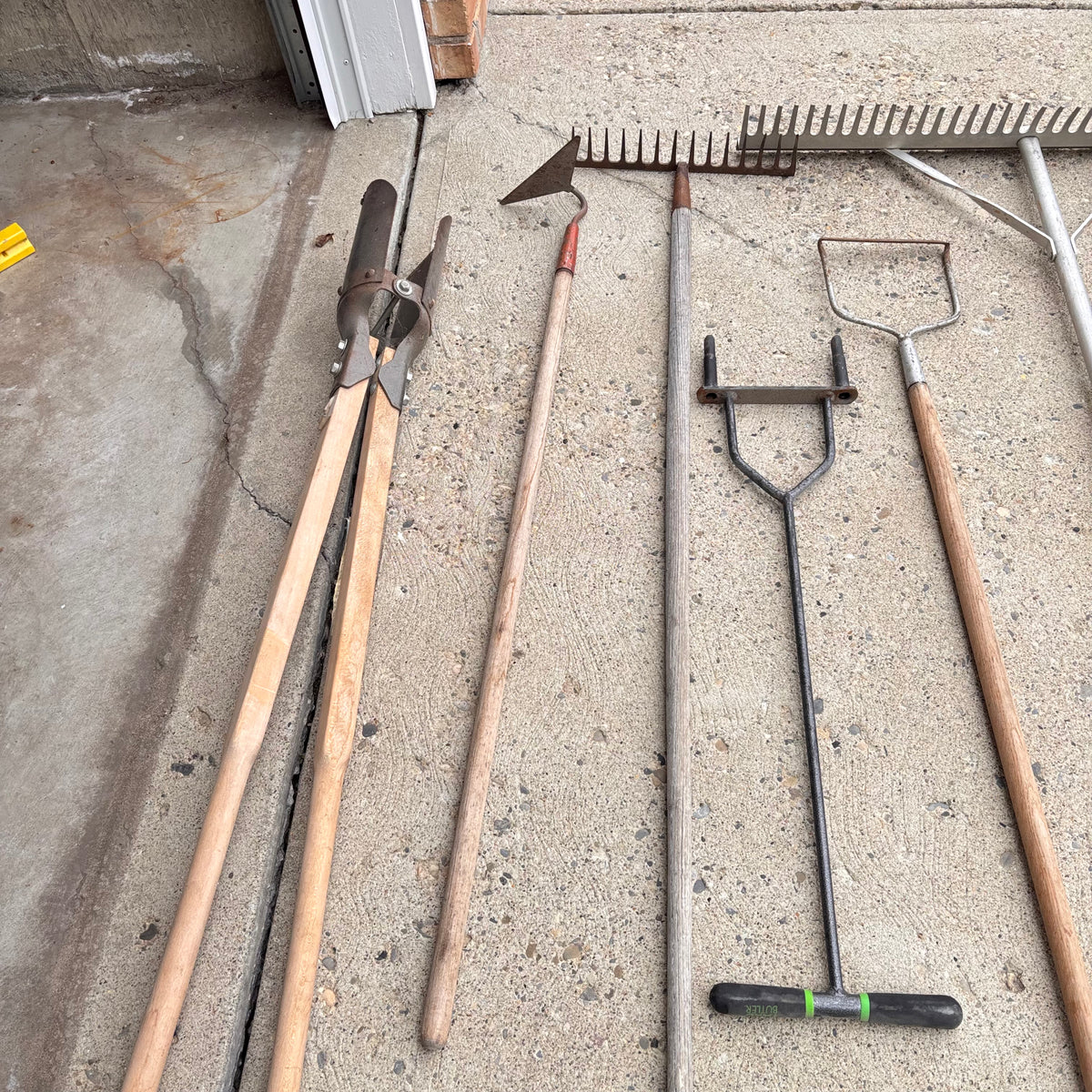 K350 Yard Grouping (shovels and more)