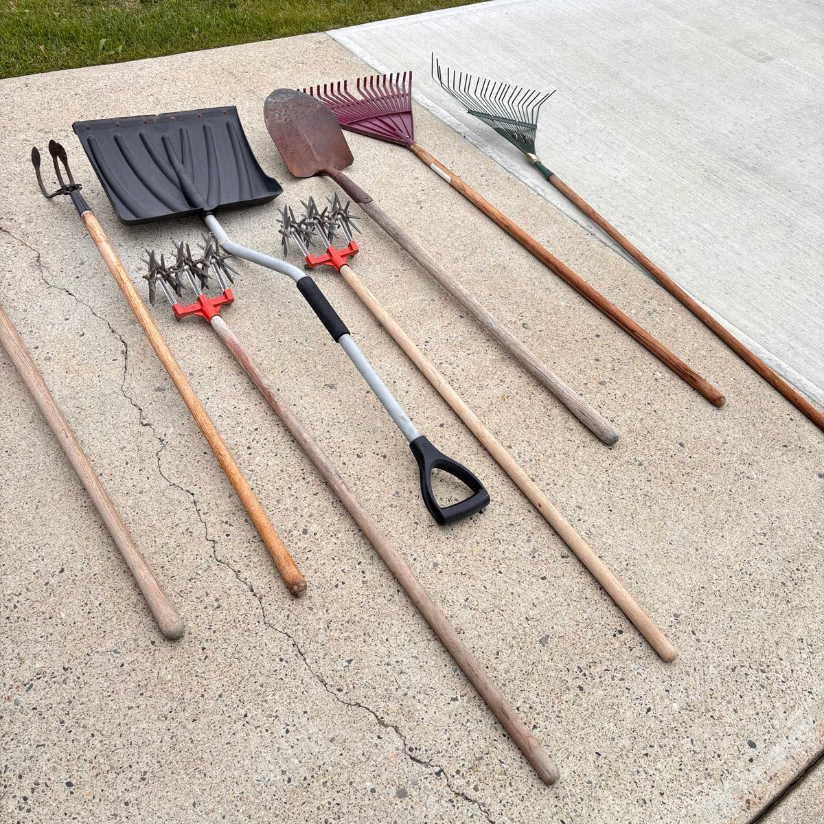 K350 Yard Grouping (shovels and more)