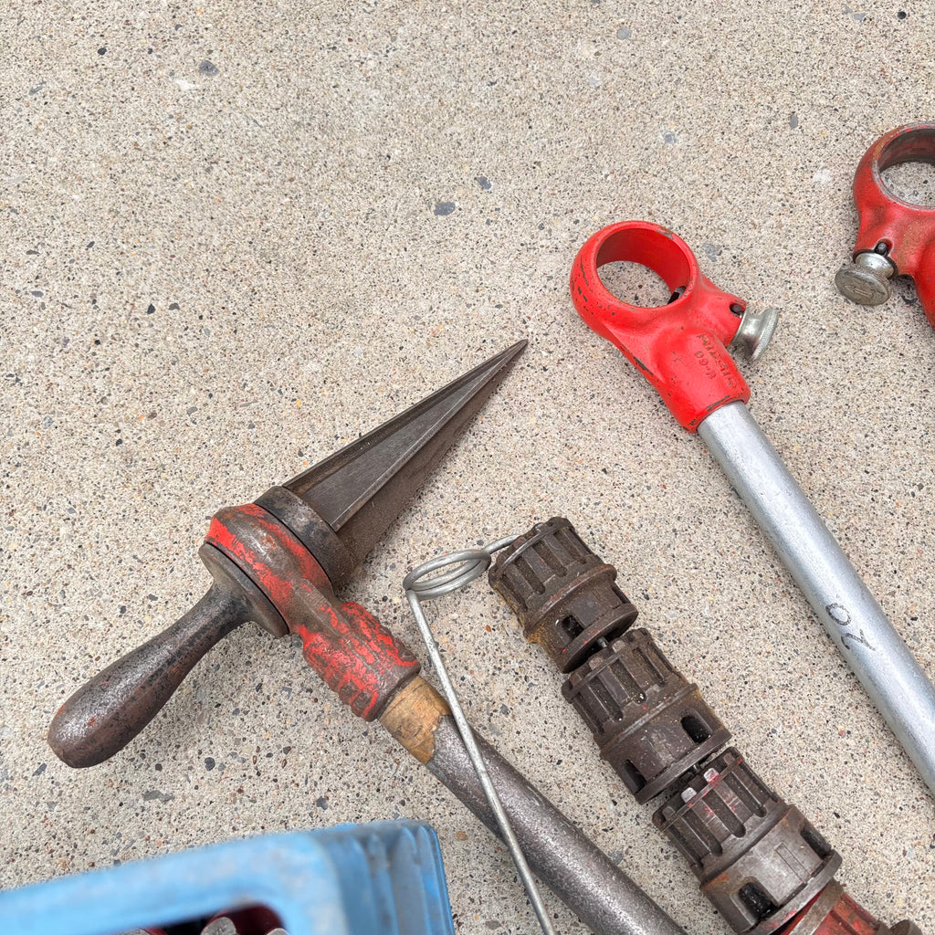 K351 Garage Grouping (clamps and more)