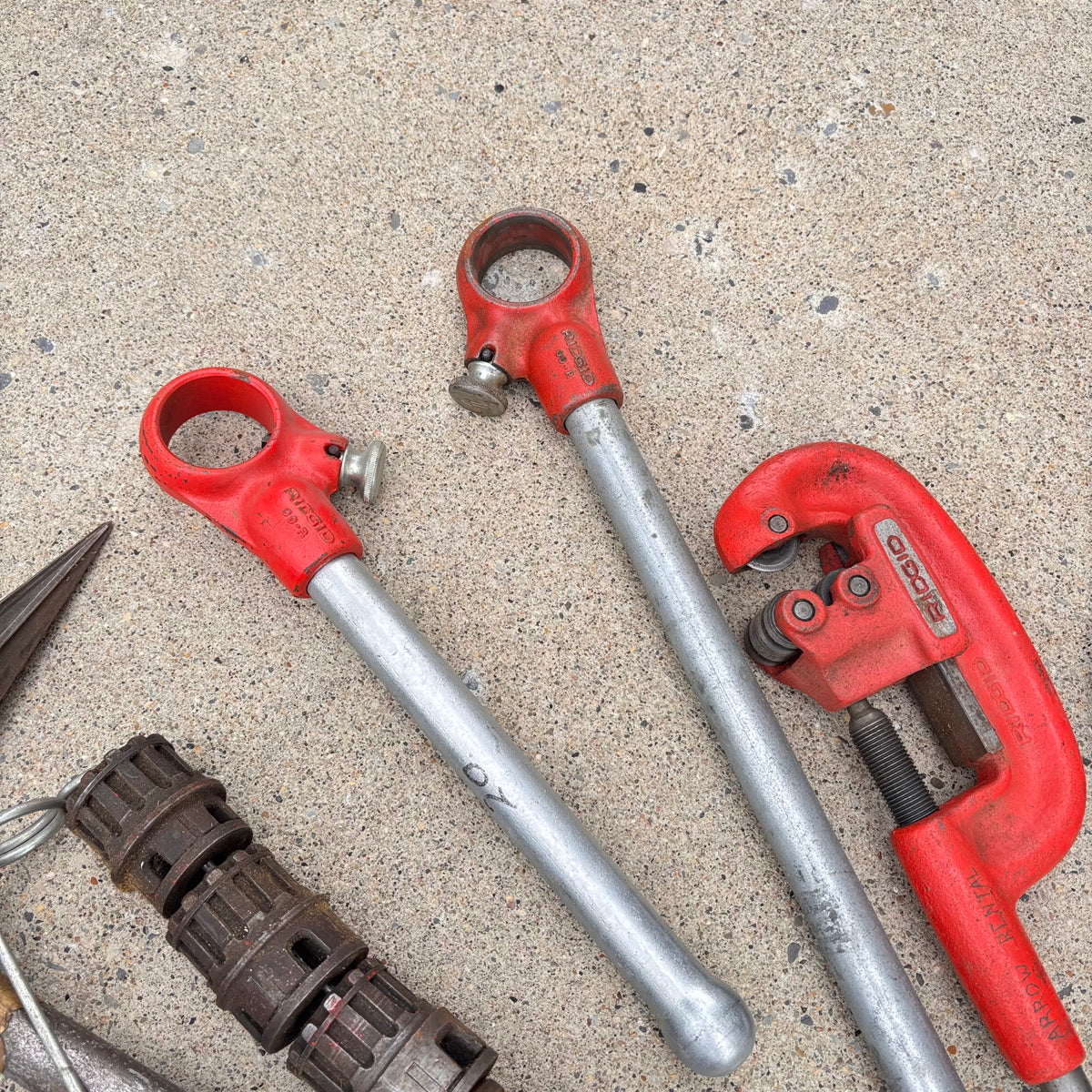 K351 Garage Grouping (clamps and more)