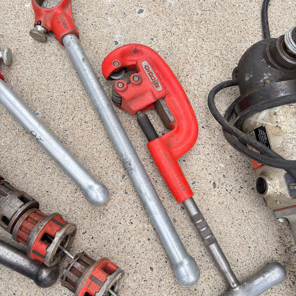 K351 Garage Grouping (clamps and more)