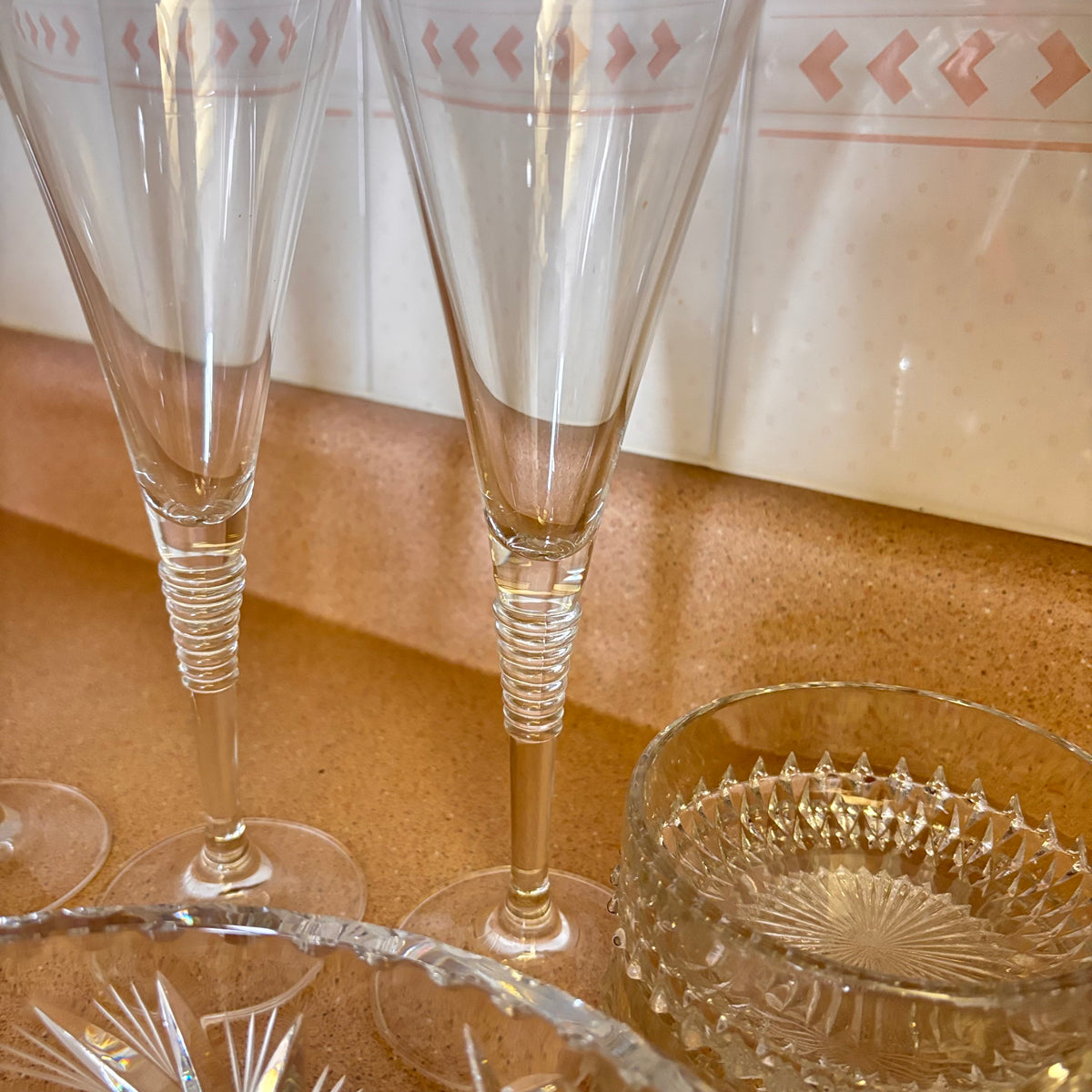 K353 Vintage Crystal and Glass Grouping