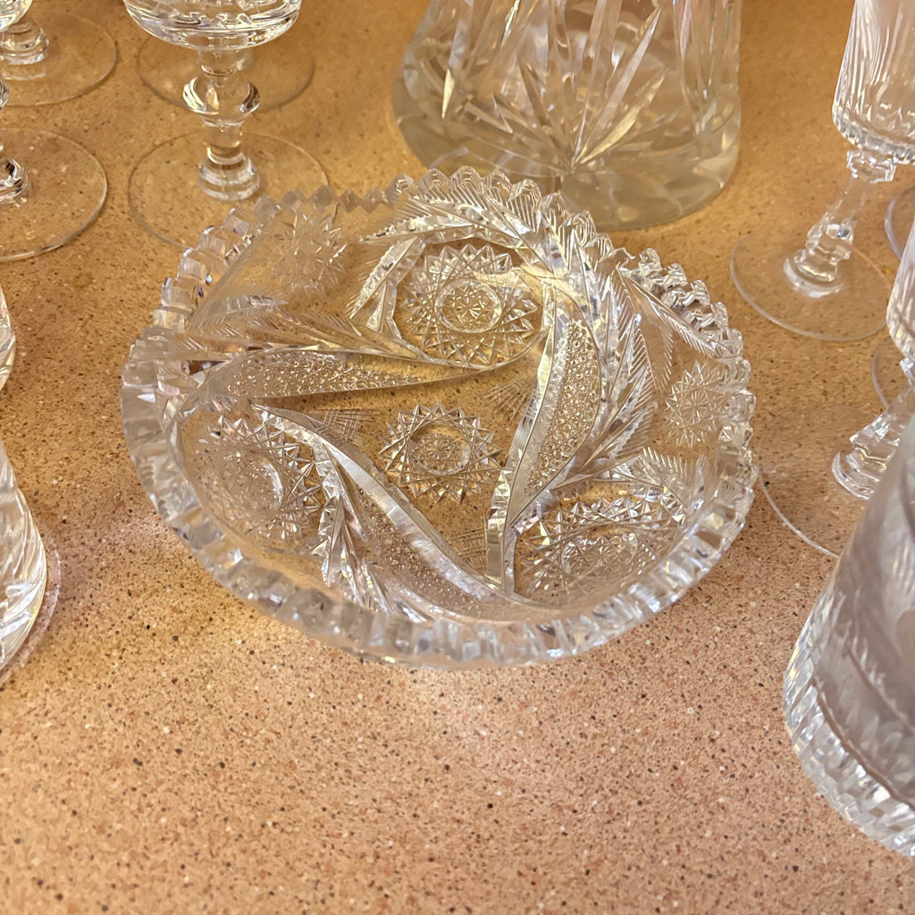 K353 Vintage Crystal and Glass Grouping