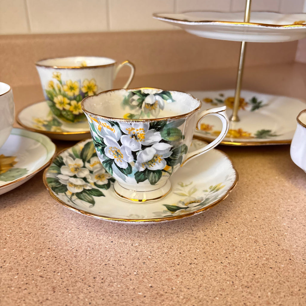 K363 Vintage china grouping (assorted patterns)