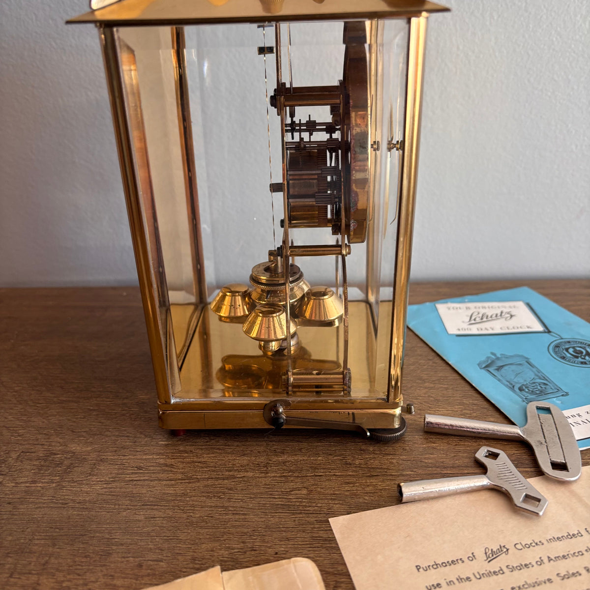 K369 Vintage Schatz 400 Day Clock with original purchase documentation (in working condition)