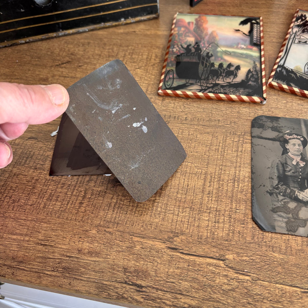 K371 Vintage Grouping (vintage picture frames and more)